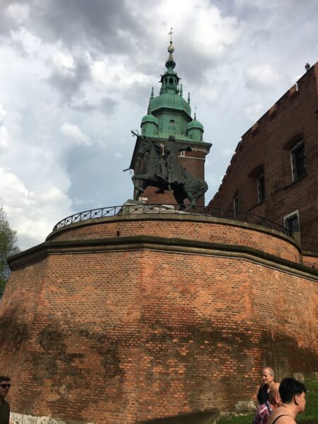 Два фактора